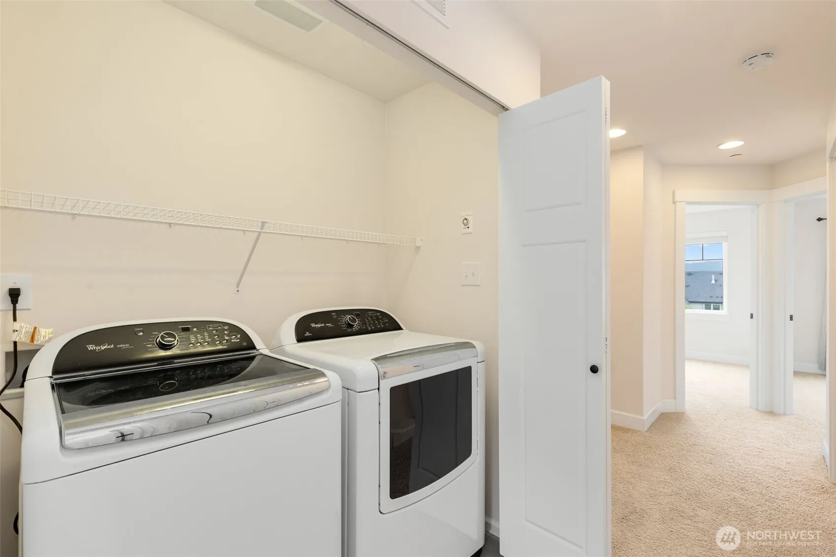 1087 10th Avenue NE, Issaquah, WA 98029
