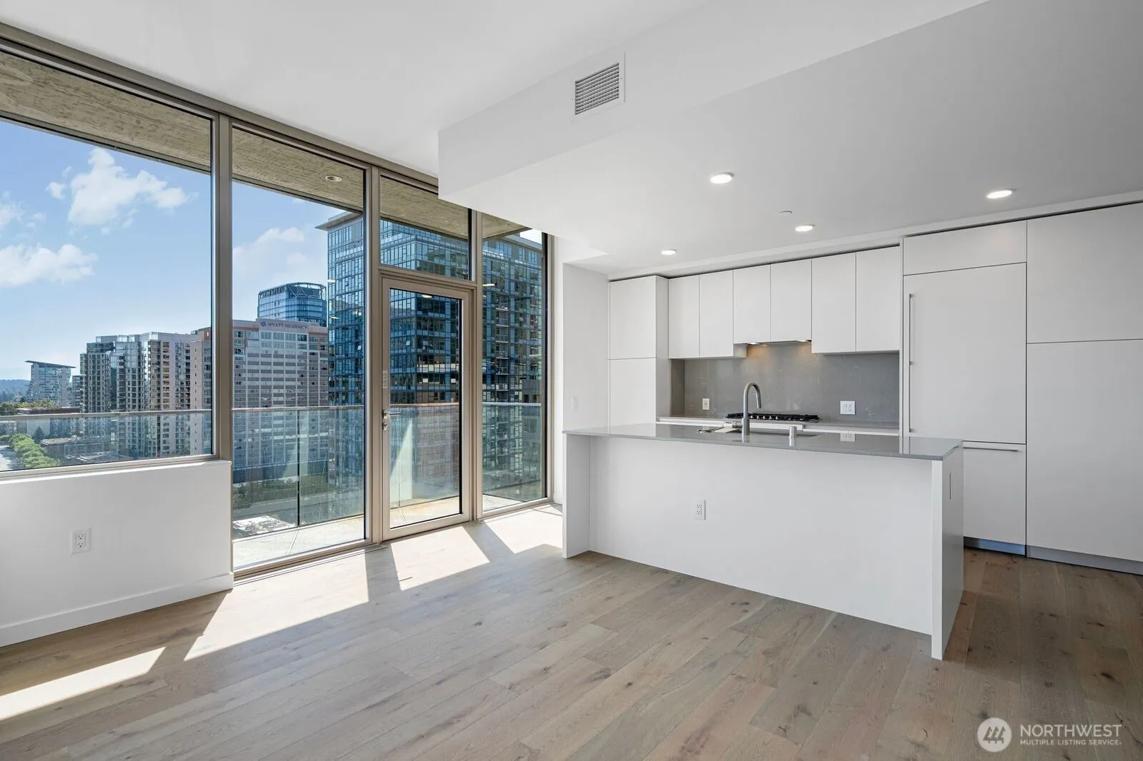10232 NE 10th Avenue #1207, Bellevue, WA 98004