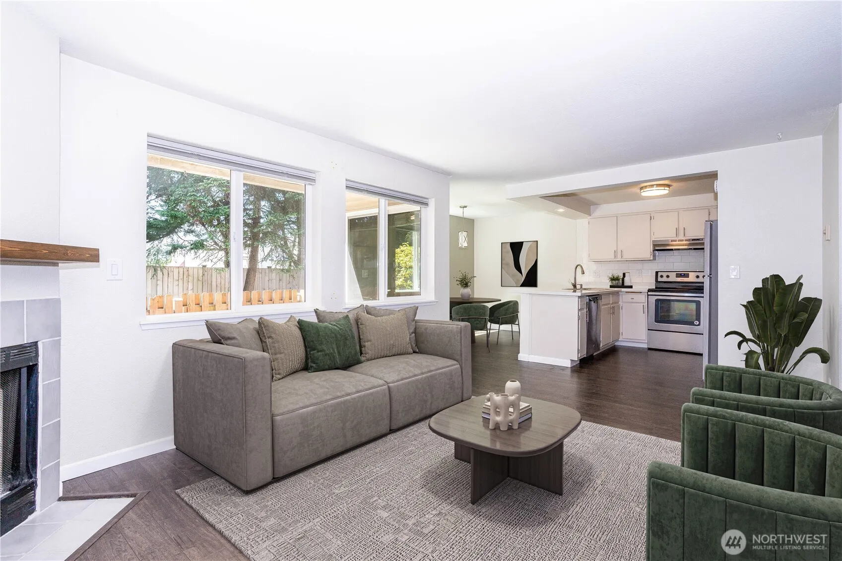 4231 NE 5th Street #C102, Renton, WA 98059