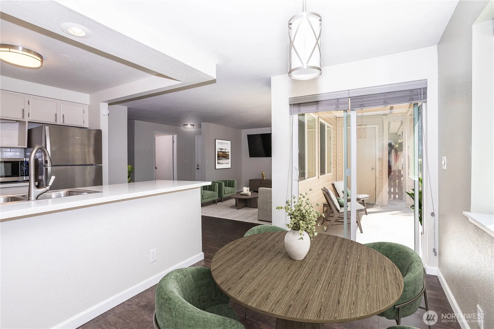 4231 NE 5th Street #C102, Renton, WA 98059
