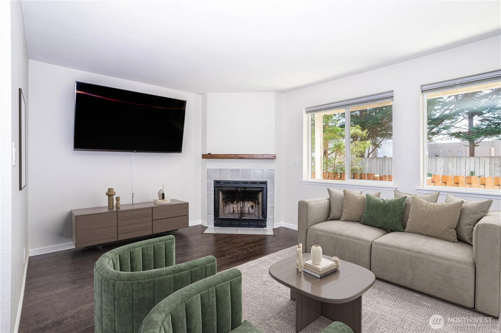 4231 NE 5th Street #C102, Renton, WA 98059