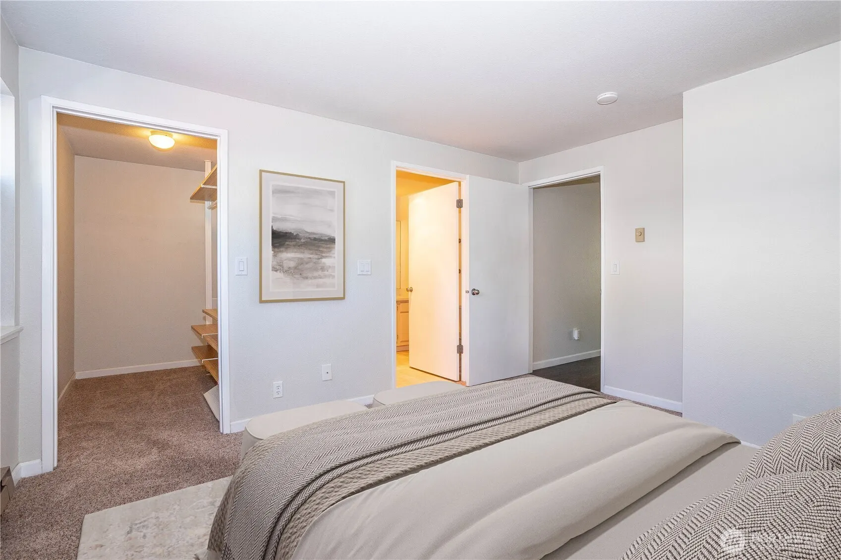 4231 NE 5th Street #C102, Renton, WA 98059