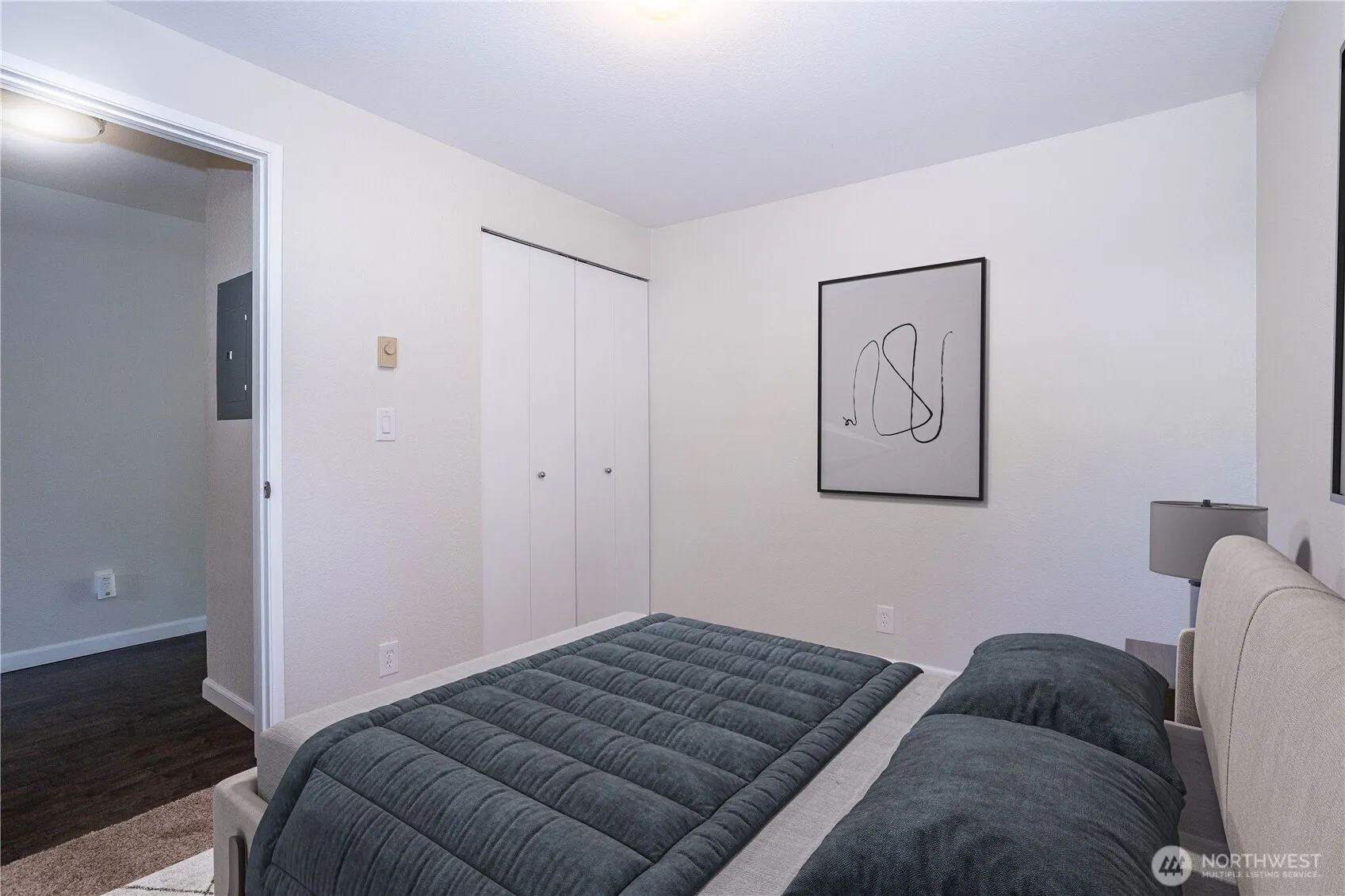 4231 NE 5th Street #C102, Renton, WA 98059