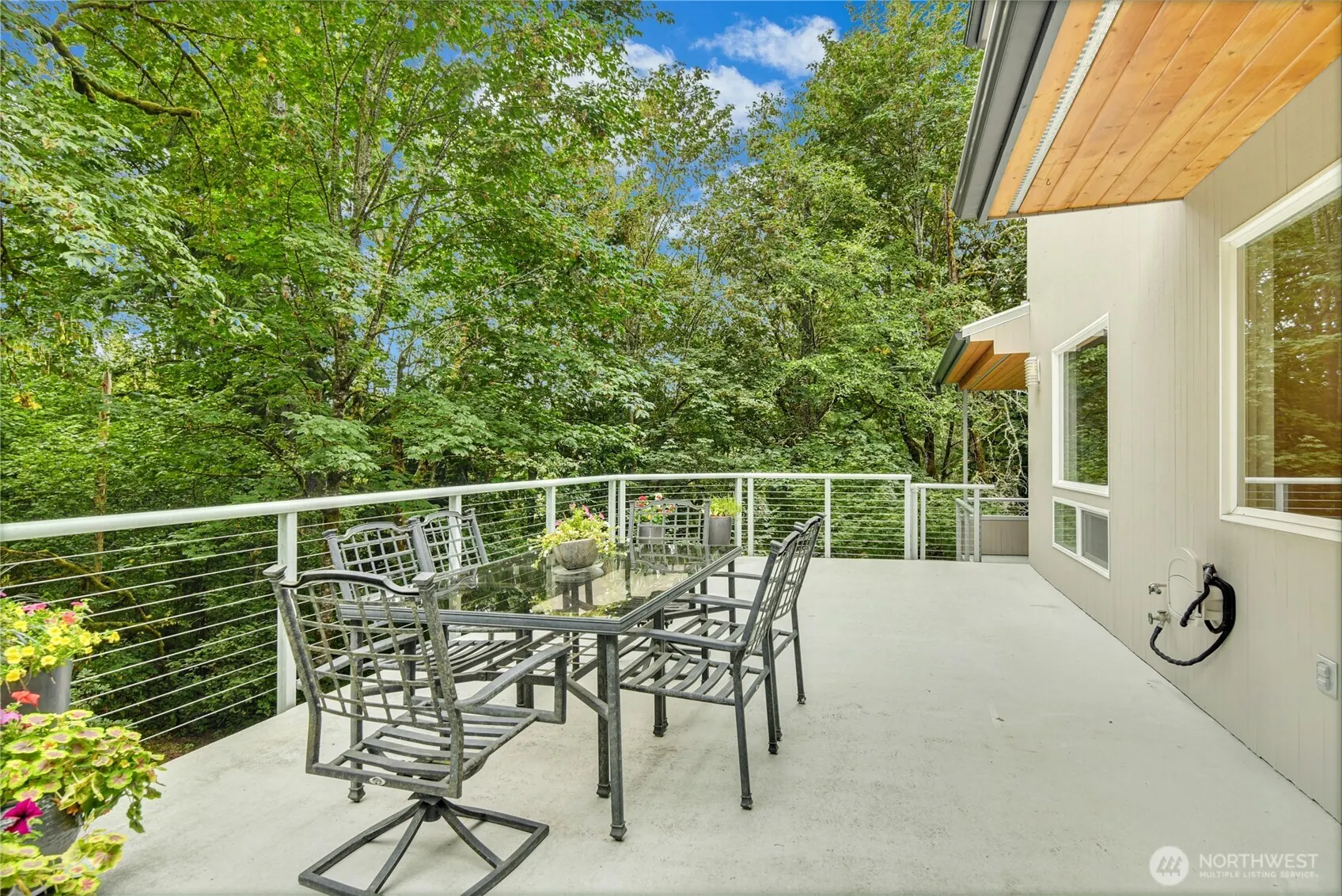 15912 252nd Avenue SE, Issaquah, WA 98027