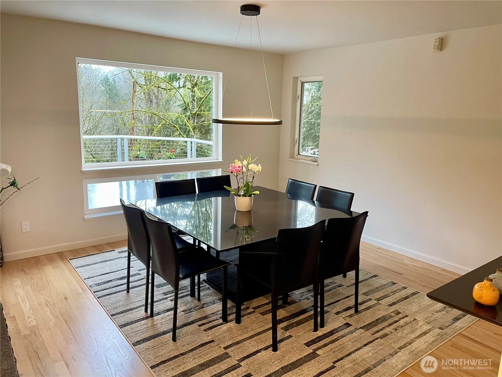 15912 252nd Avenue SE, Issaquah, WA 98027