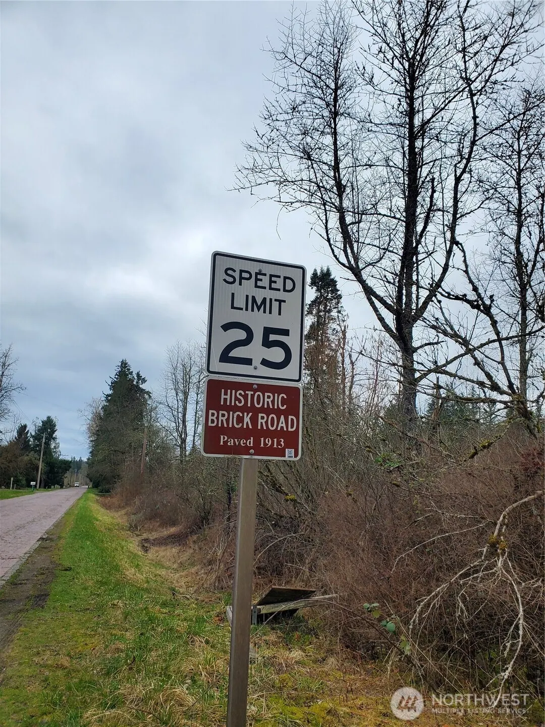 19711 NE Union Hill Road , Redmond, WA 98053-9410