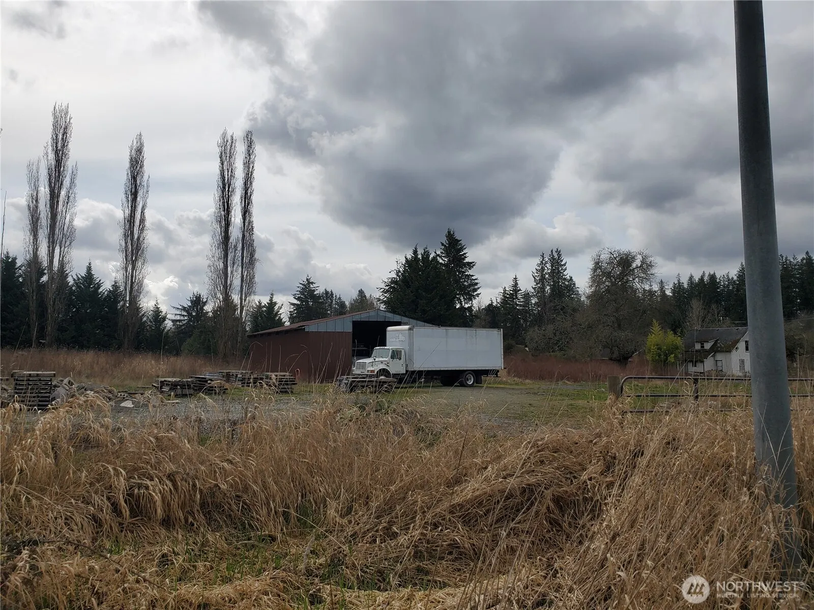 19711 NE Union Hill Road , Redmond, WA 98053-9410