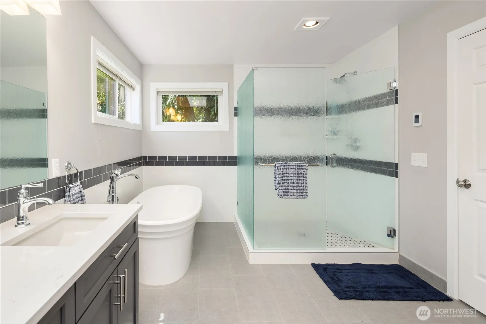 16027 SE 125th Street , Renton, WA 98059-6411