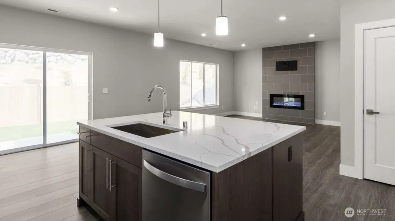 2026 228th Place SW, Bothell, WA 98021-9418