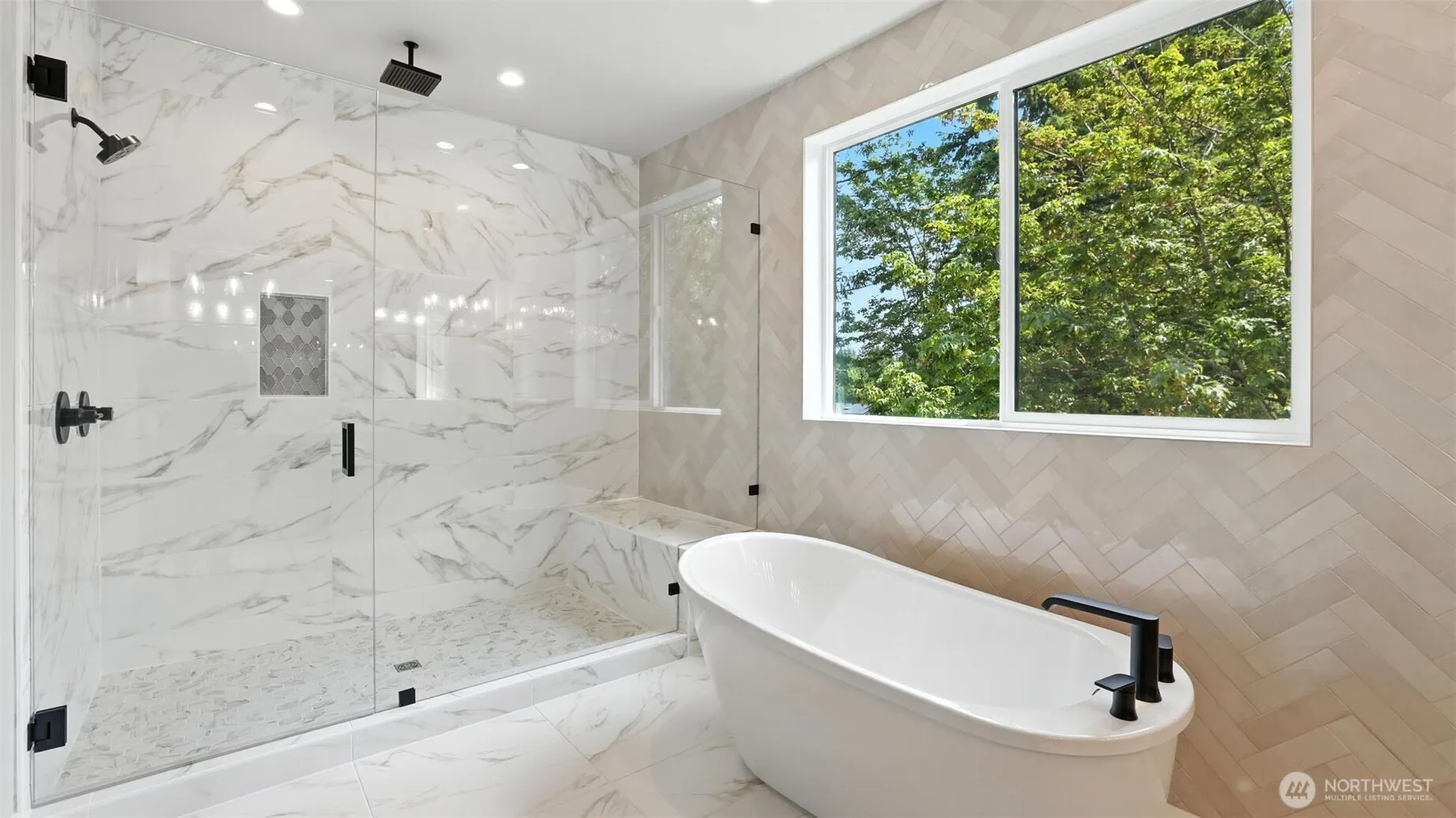 1582 213th Court NE, Sammamish, WA 98074