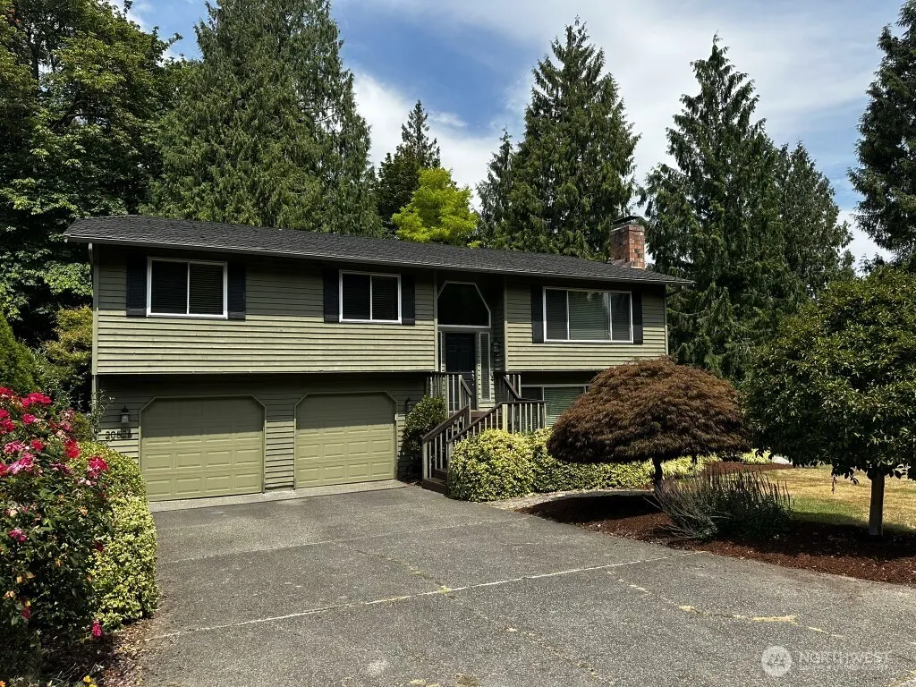20526 NE 43rd Street , Sammamish, WA 98074