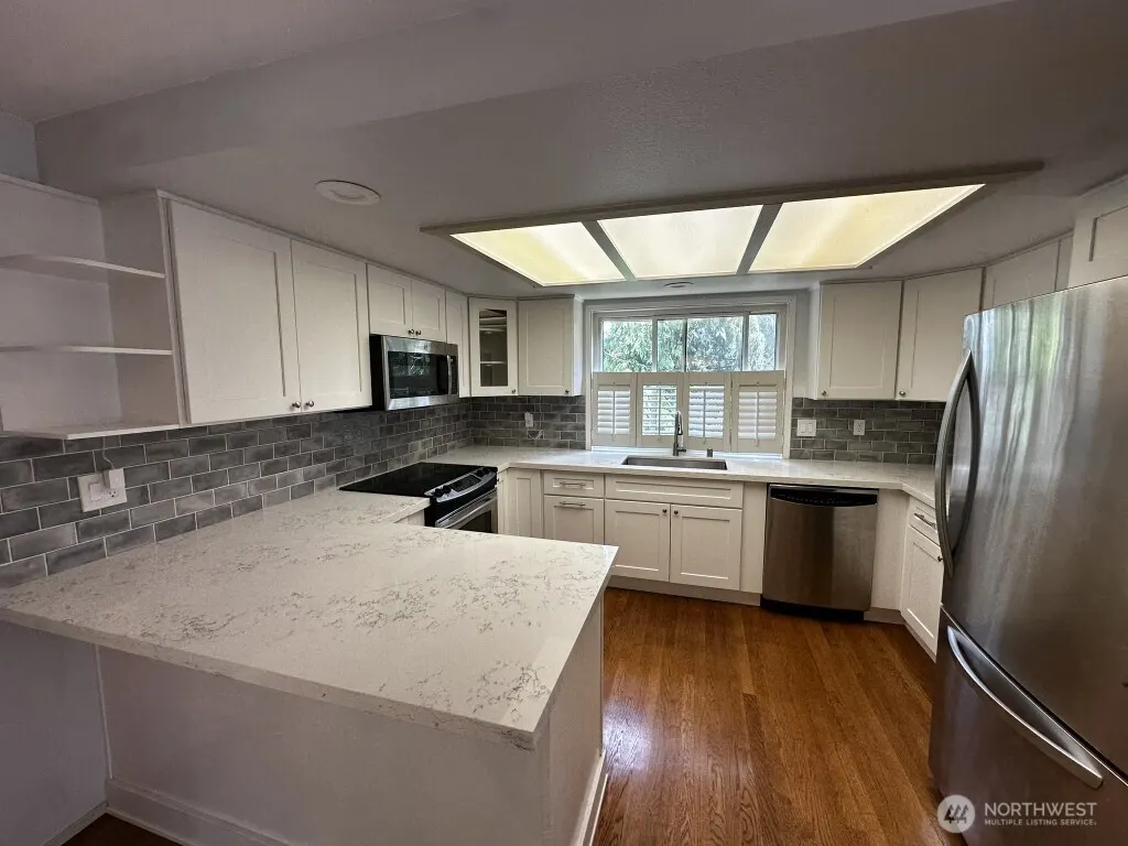 20526 NE 43rd Street , Sammamish, WA 98074