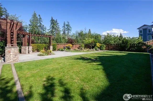 15720 Manor Way #Q3, Lynnwood, WA 98087