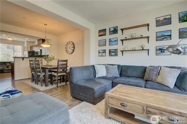 15720 Manor Way #Q3, Lynnwood, WA 98087