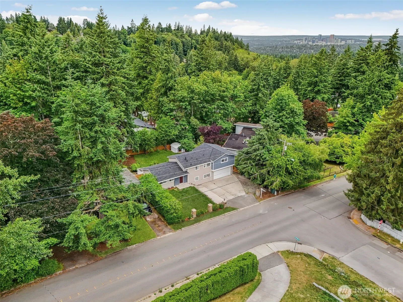 4607 150th Avenue SE, Bellevue, WA 98006