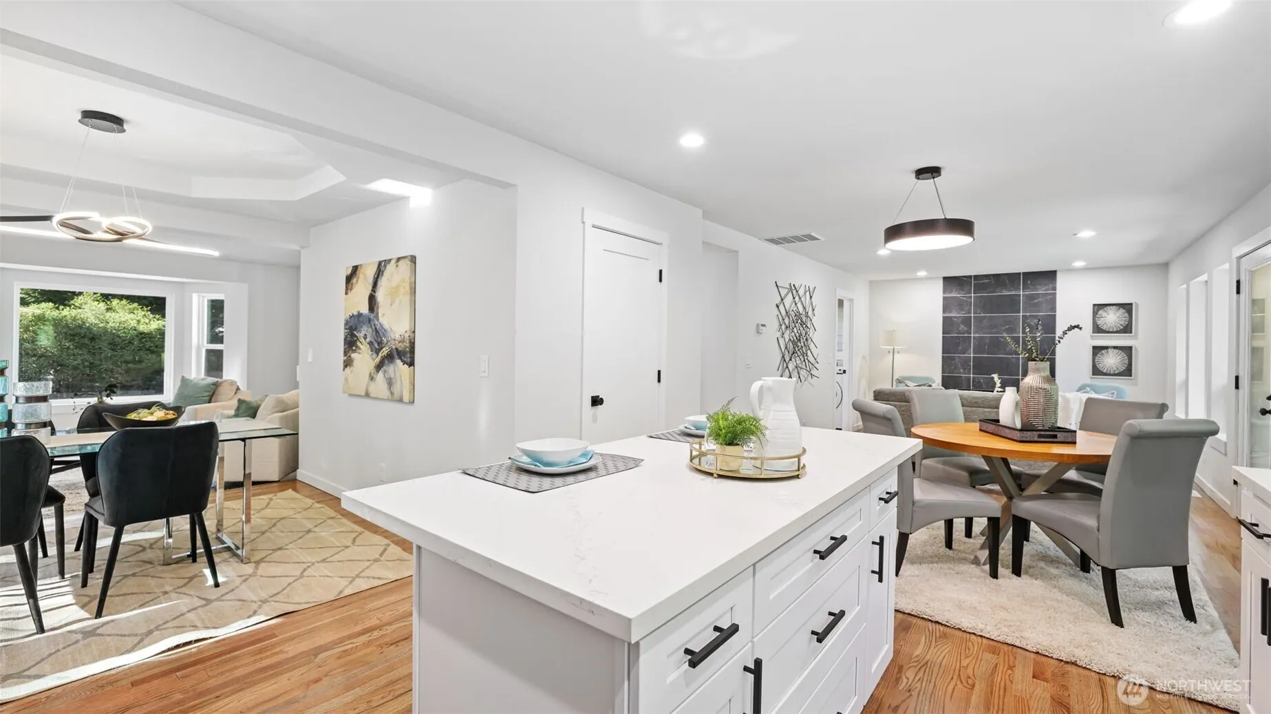 11006 325th Avenue SE, Issaquah, WA 98027