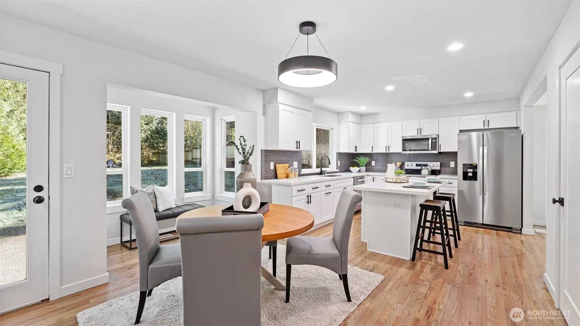 11006 325th Avenue SE, Issaquah, WA 98027