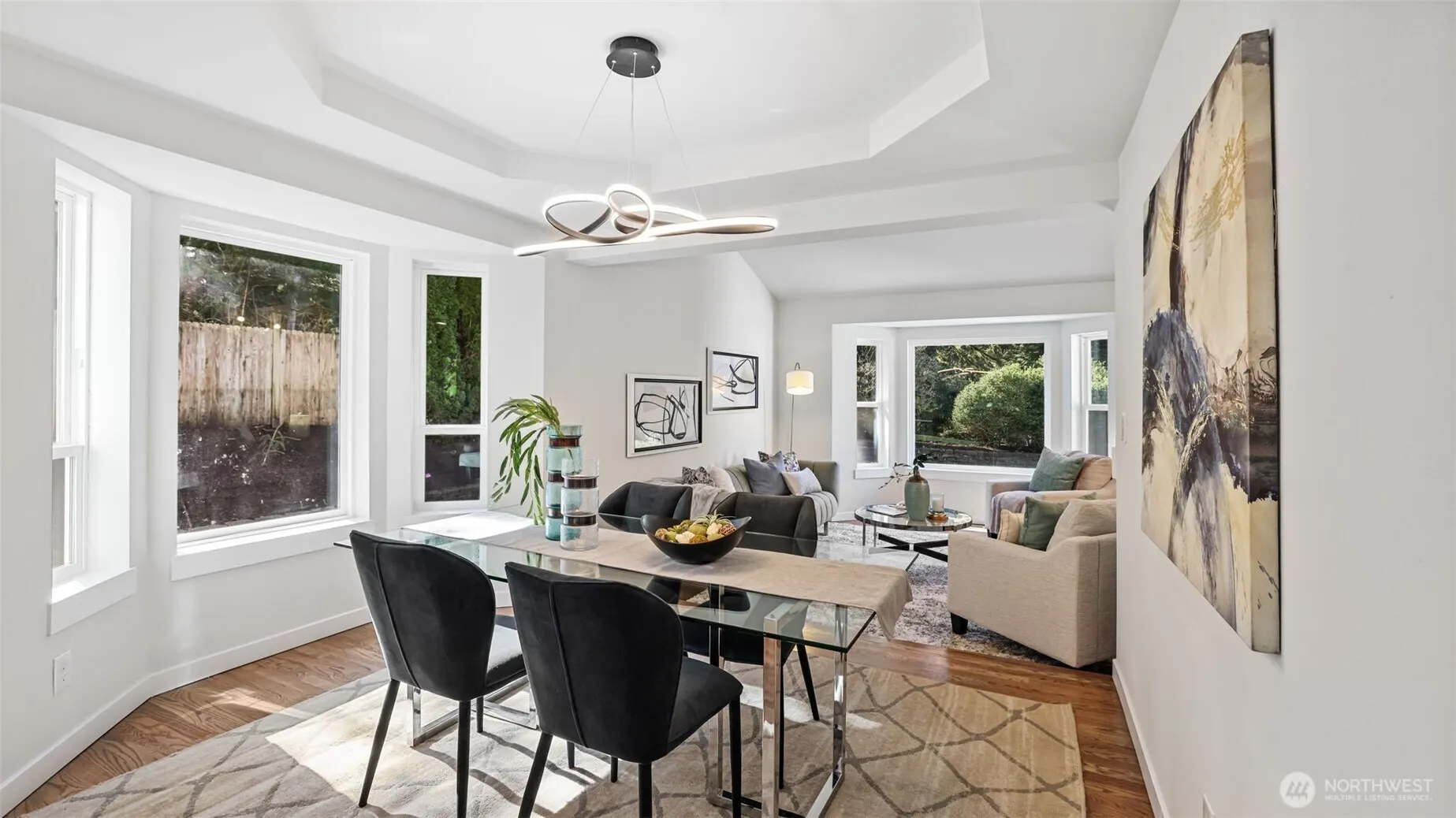 11006 325th Avenue SE, Issaquah, WA 98027