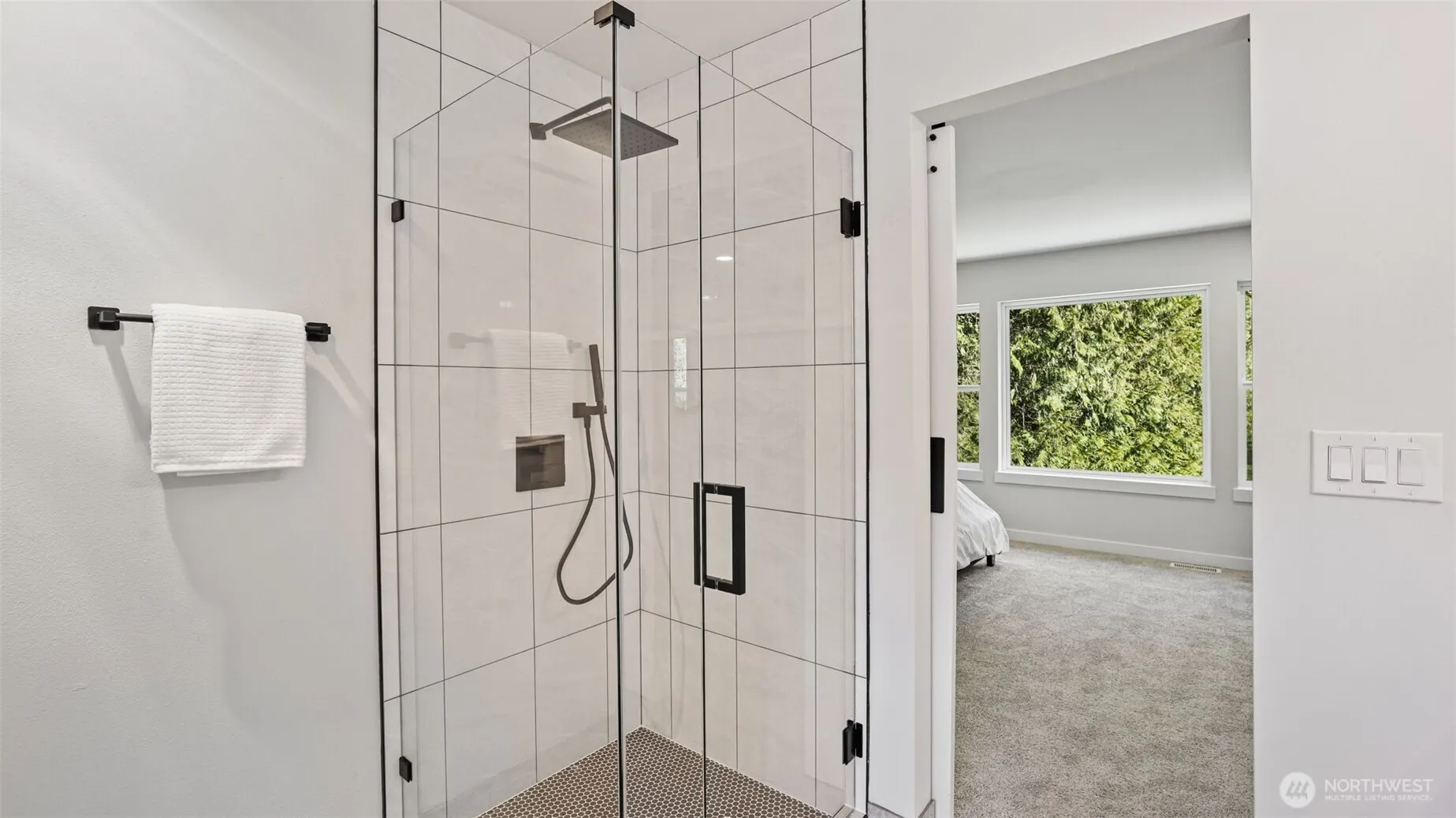 11006 325th Avenue SE, Issaquah, WA 98027