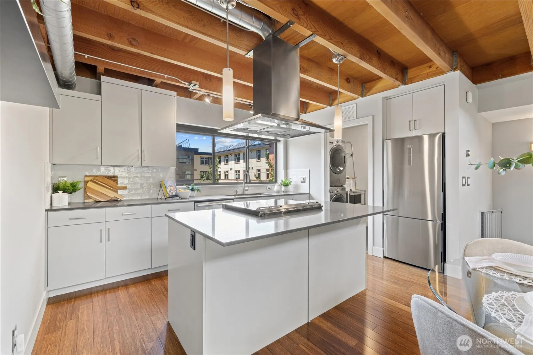 1723 9th Place NE, Issaquah, WA 98029