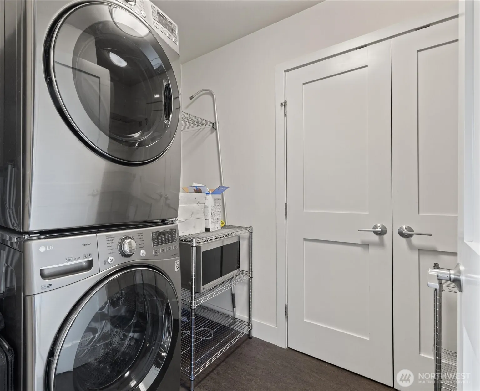 1723 9th Place NE, Issaquah, WA 98029