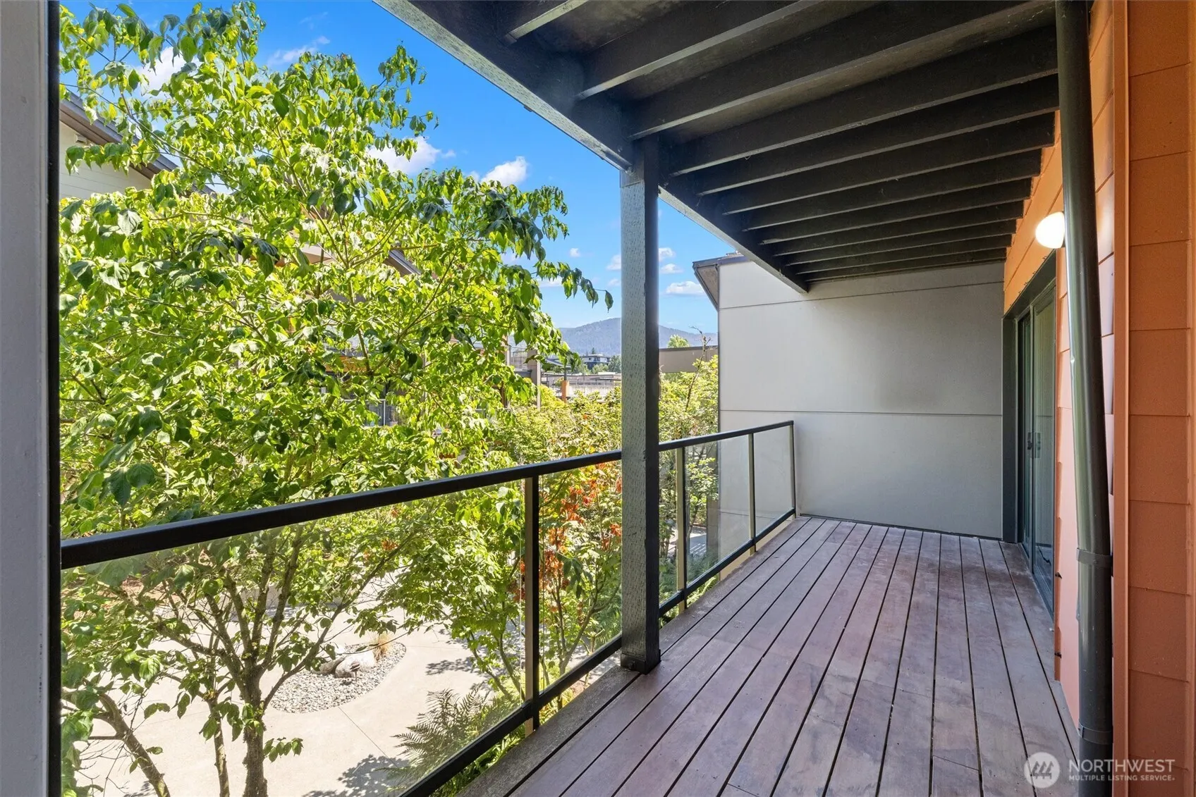 1723 9th Place NE, Issaquah, WA 98029