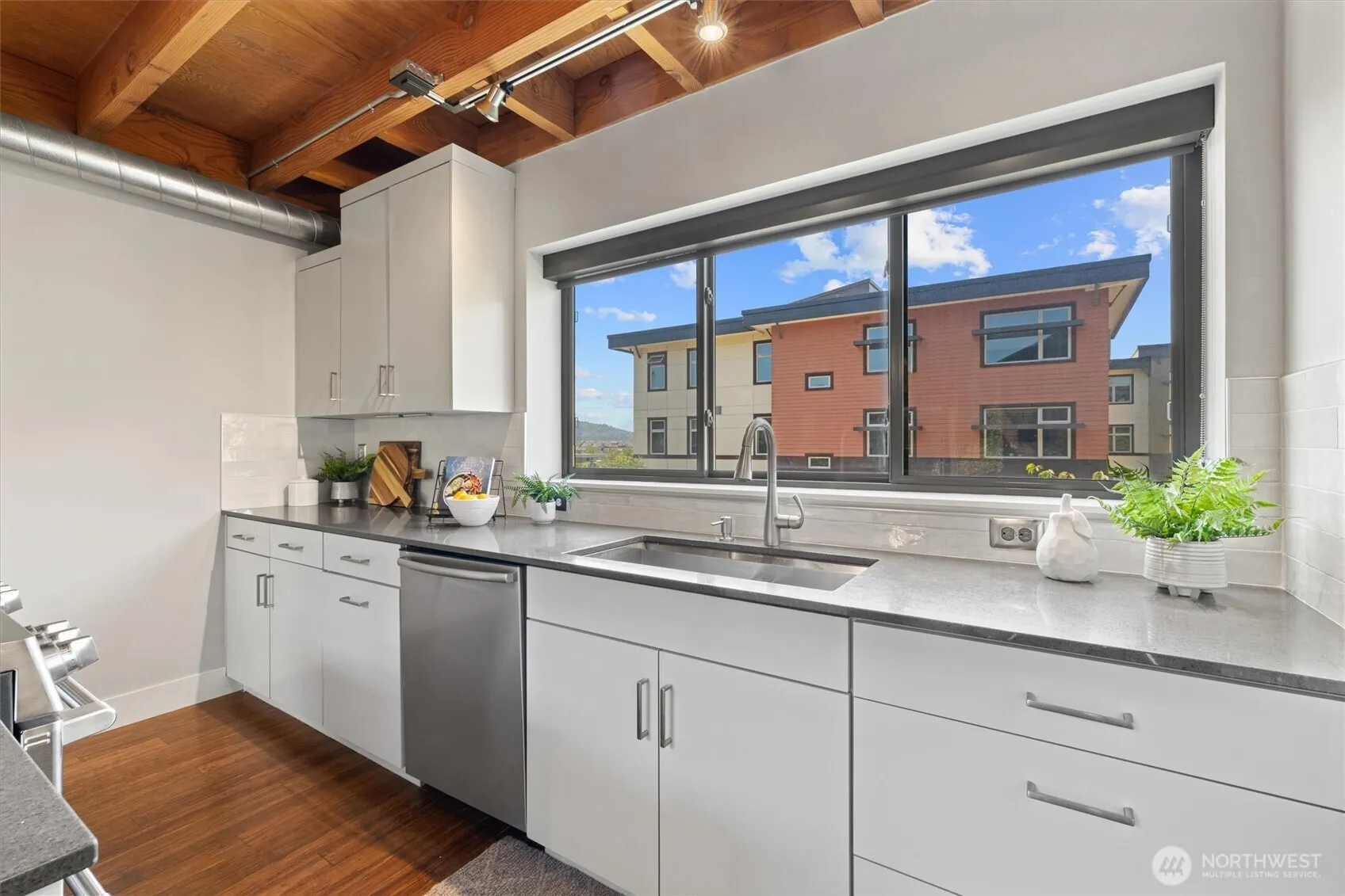 1723 9th Place NE, Issaquah, WA 98029