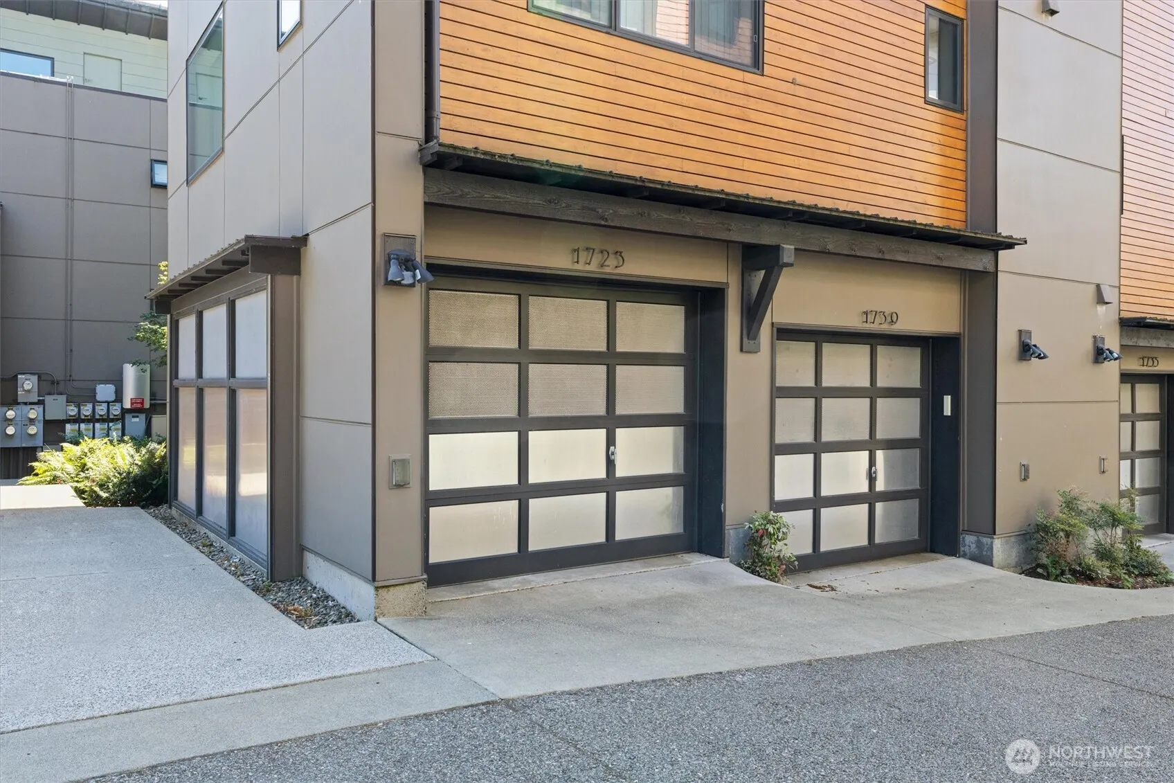 1723 9th Place NE, Issaquah, WA 98029