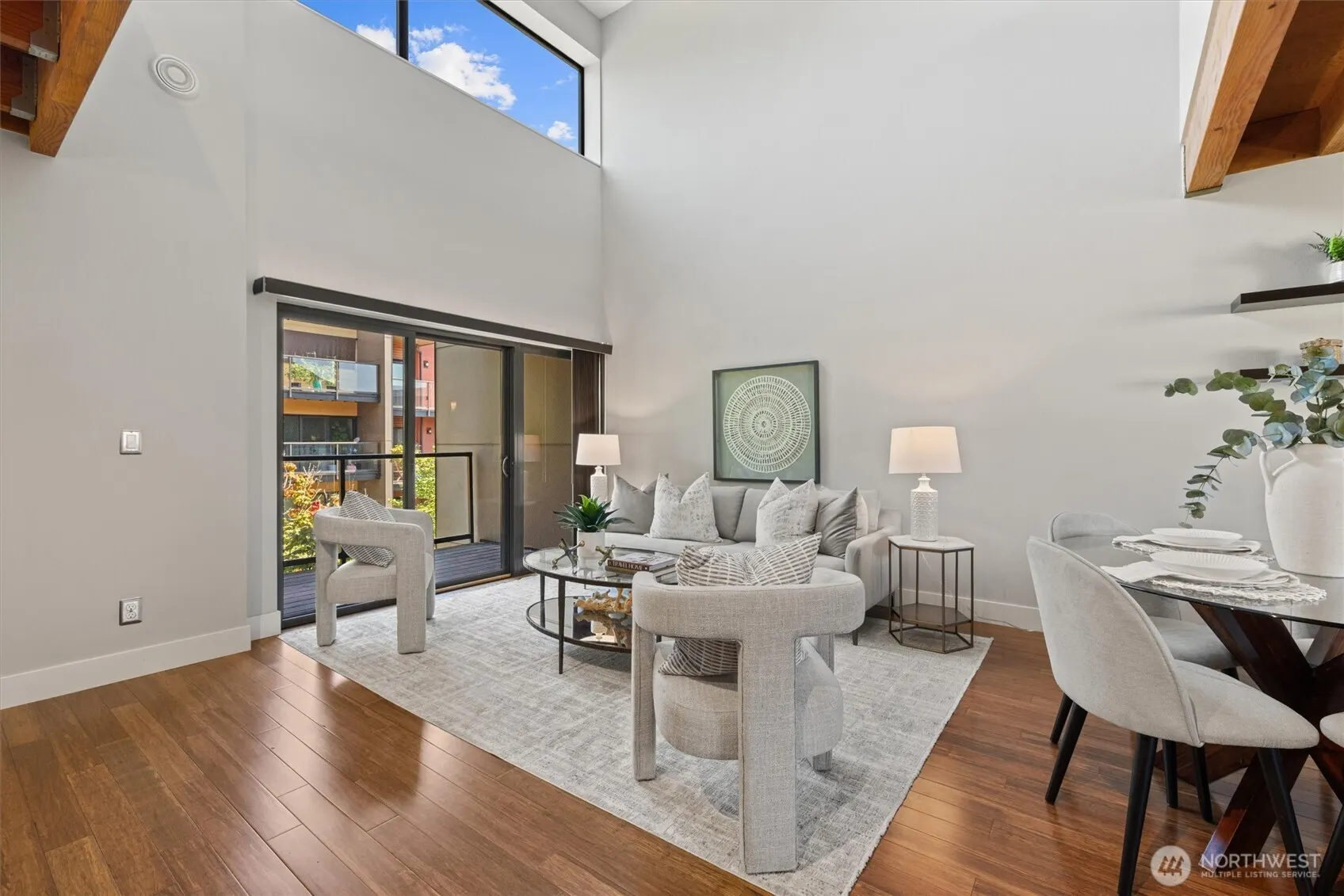 1723 9th Place NE, Issaquah, WA 98029