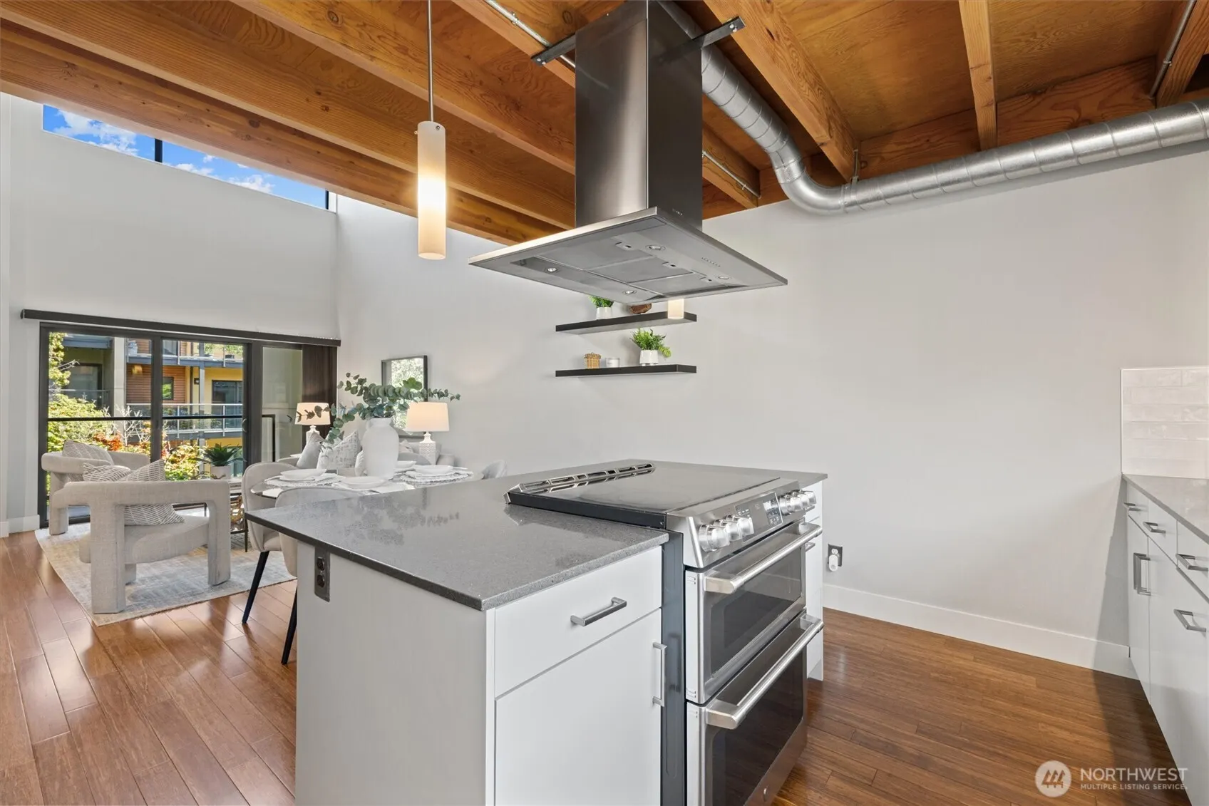 1723 9th Place NE, Issaquah, WA 98029