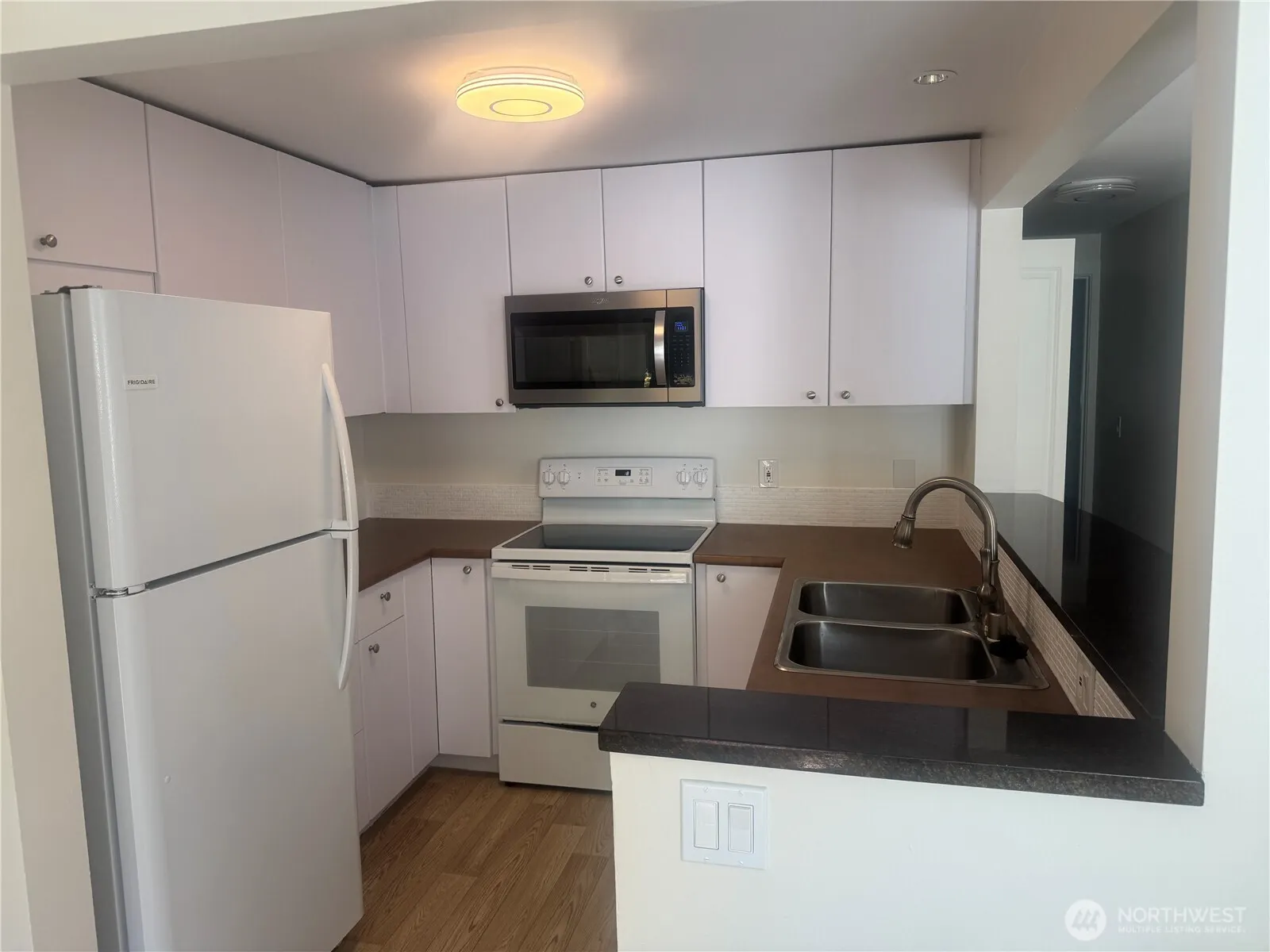 8248 126th Avenue NE #C202, Kirkland, WA 98033