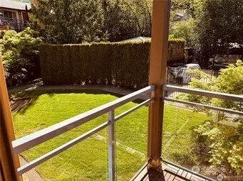 8248 126th Avenue NE #C202, Kirkland, WA 98033