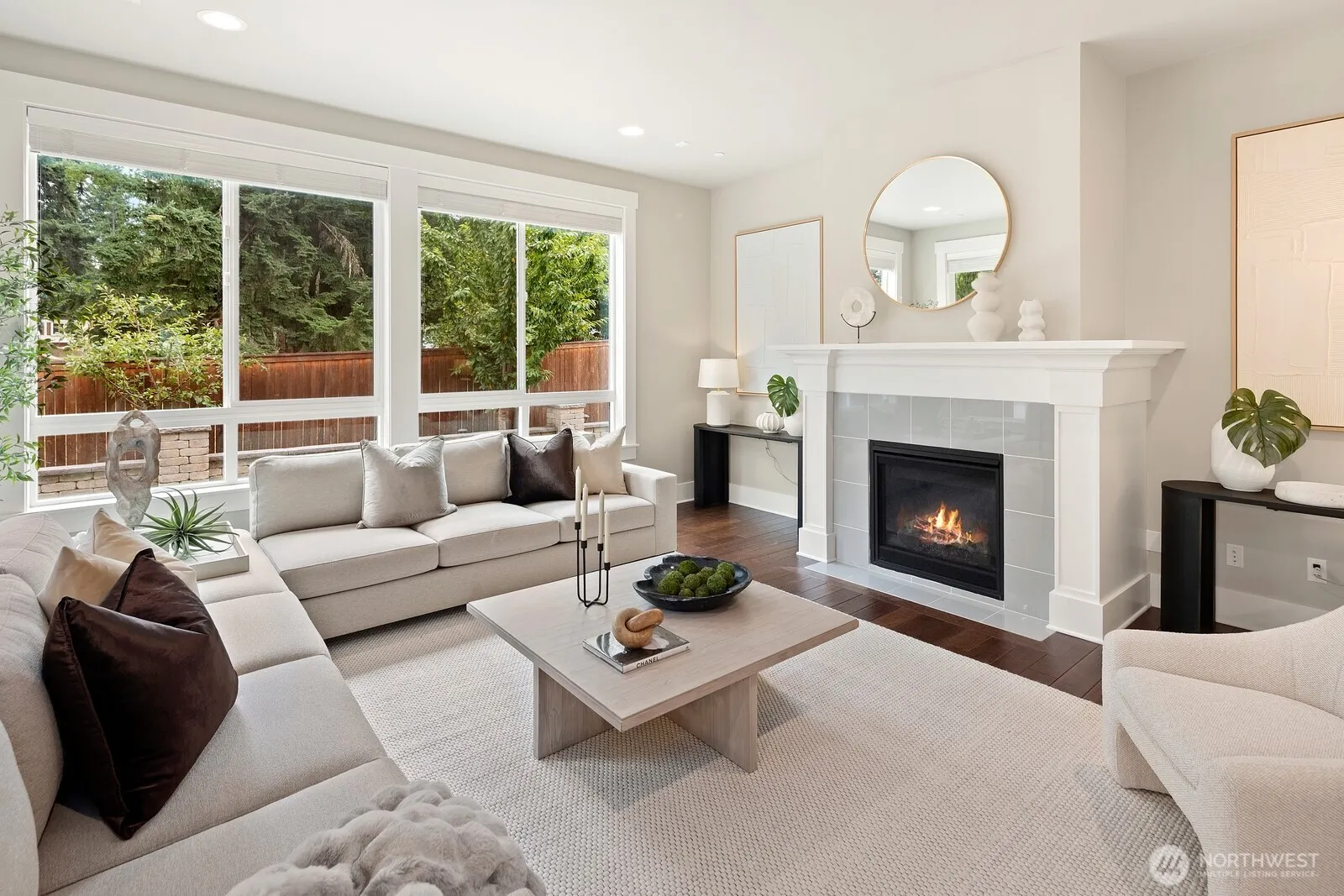 22131 SE 1st Place , Sammamish, WA 98074