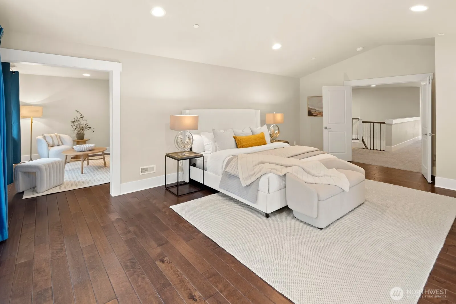 22131 SE 1st Place , Sammamish, WA 98074