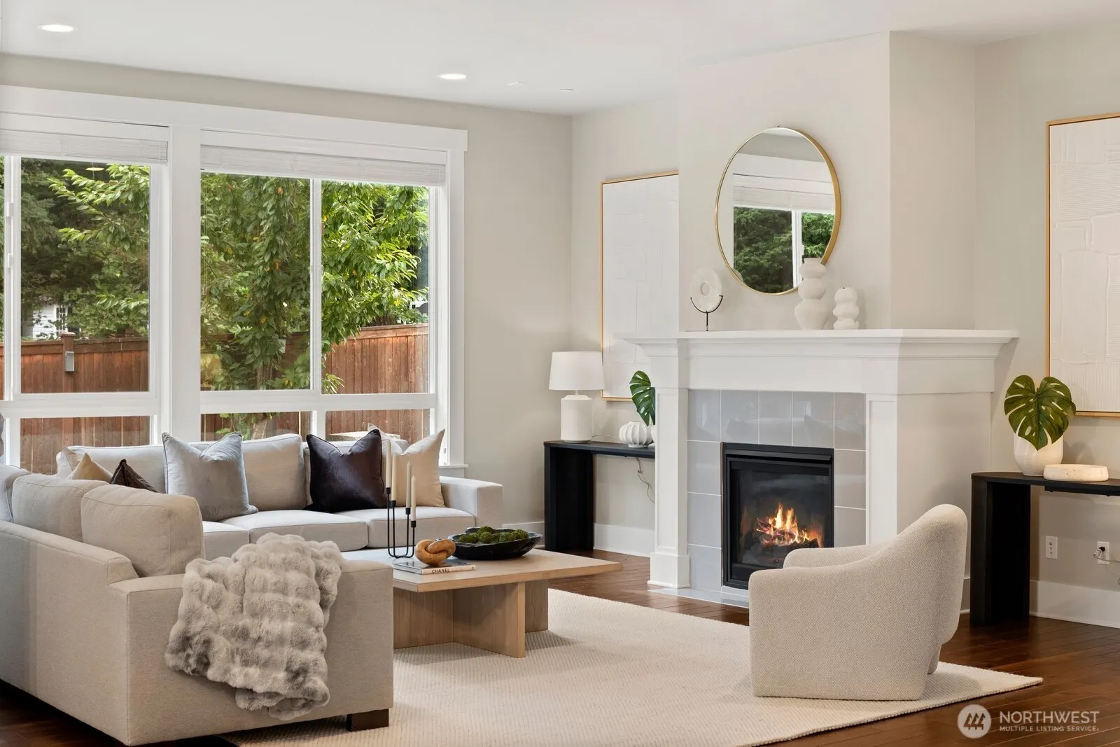 22131 SE 1st Place , Sammamish, WA 98074