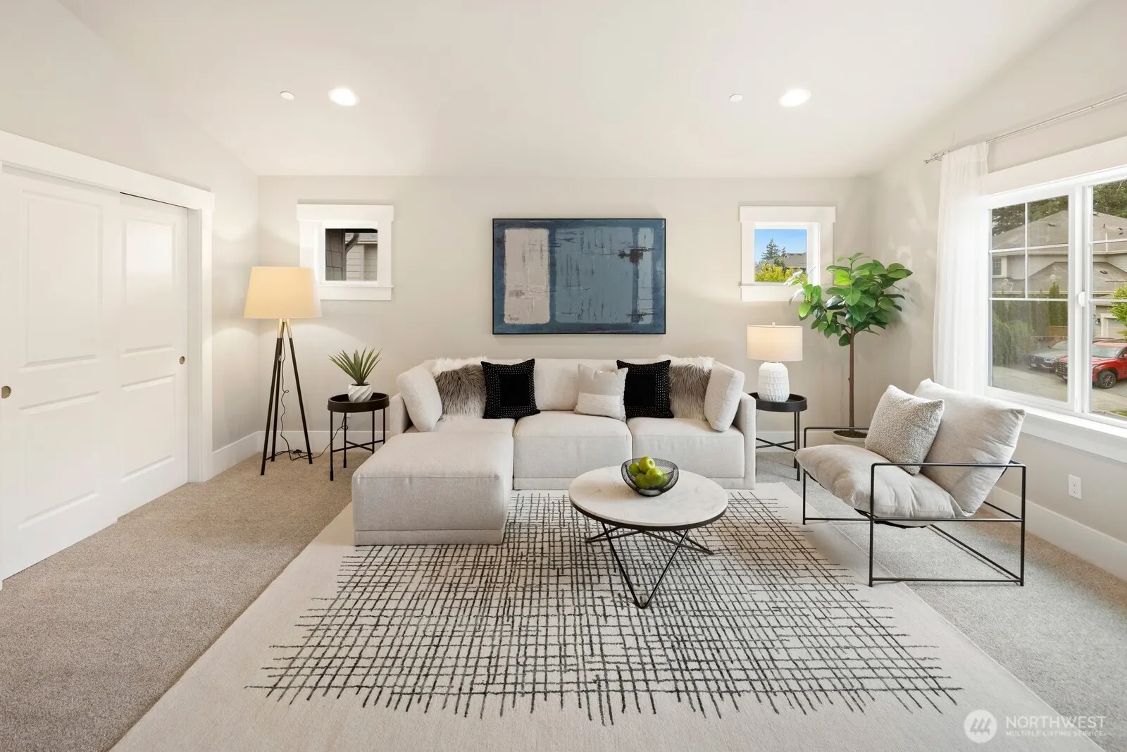 22131 SE 1st Place , Sammamish, WA 98074