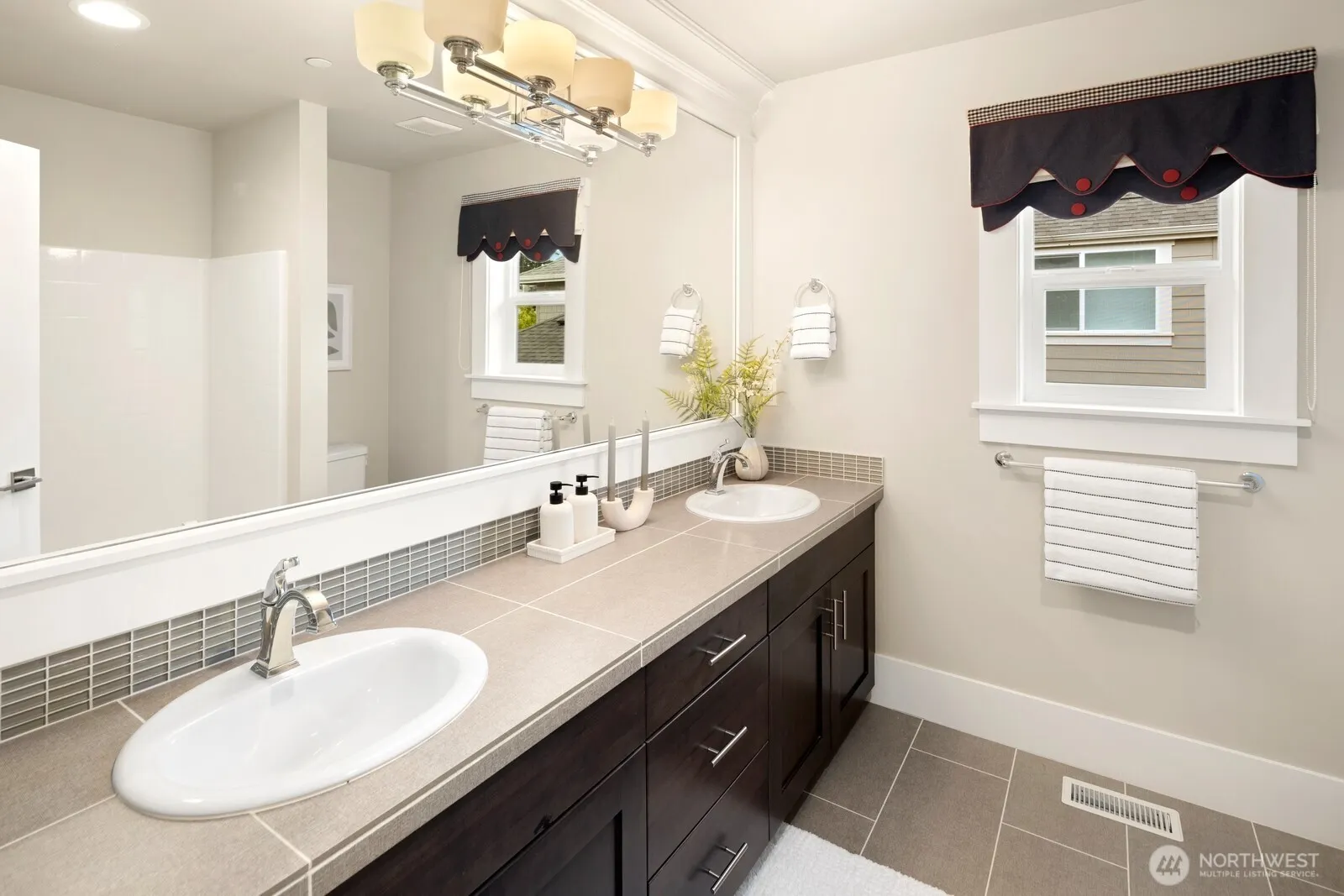 22131 SE 1st Place , Sammamish, WA 98074