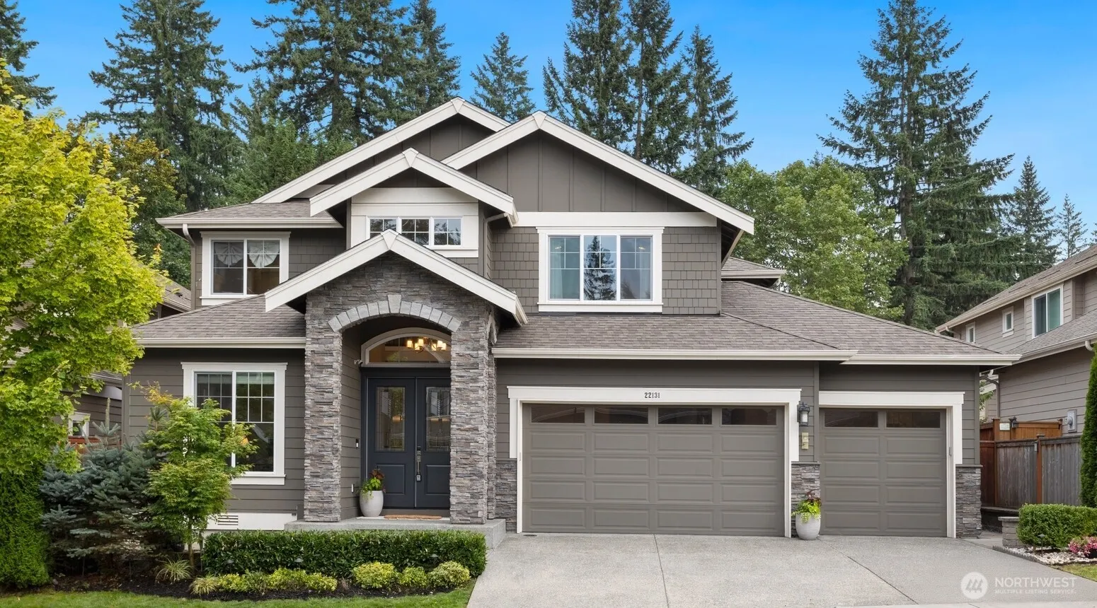 22131 SE 1st Place , Sammamish, WA 98074