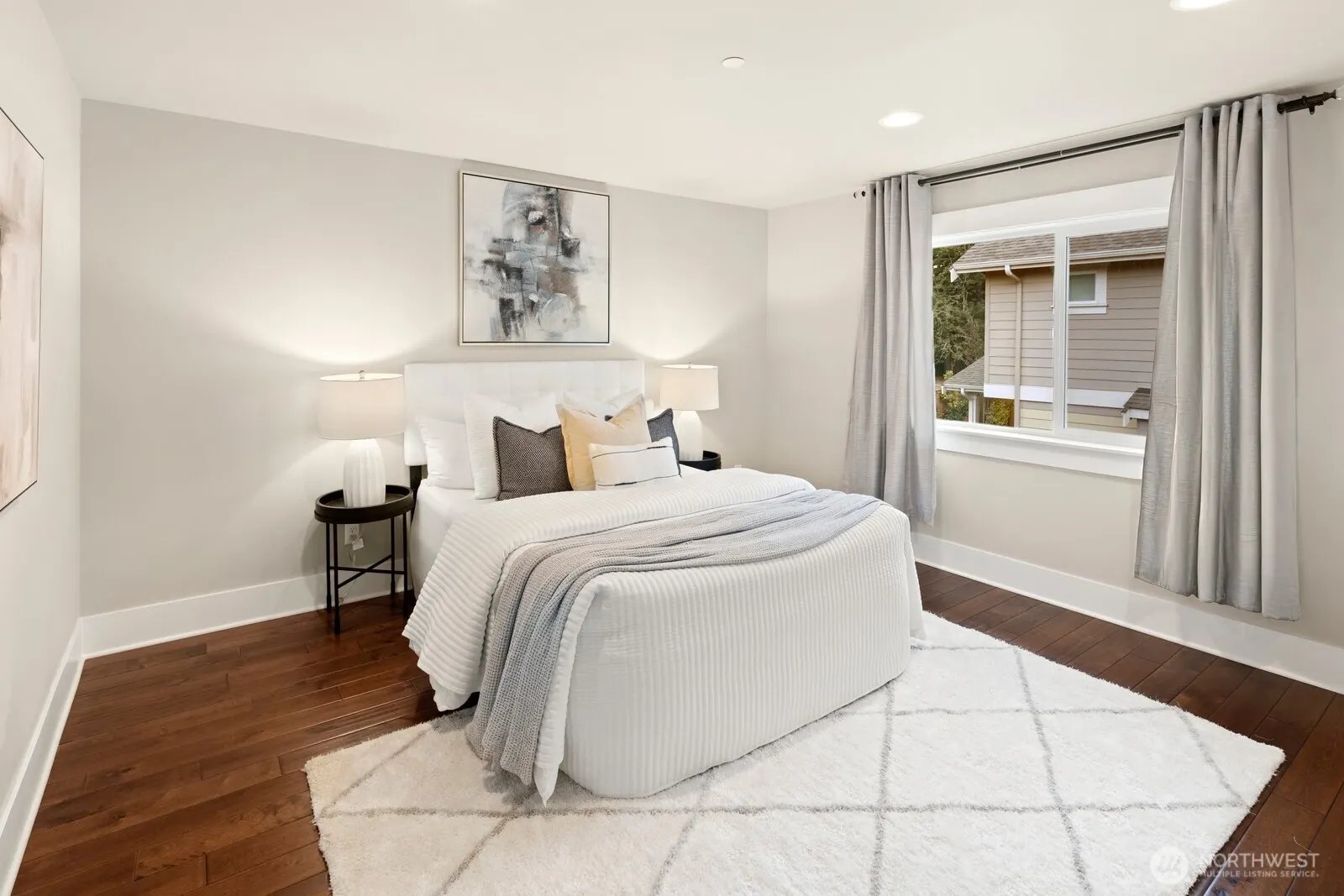 22131 SE 1st Place , Sammamish, WA 98074