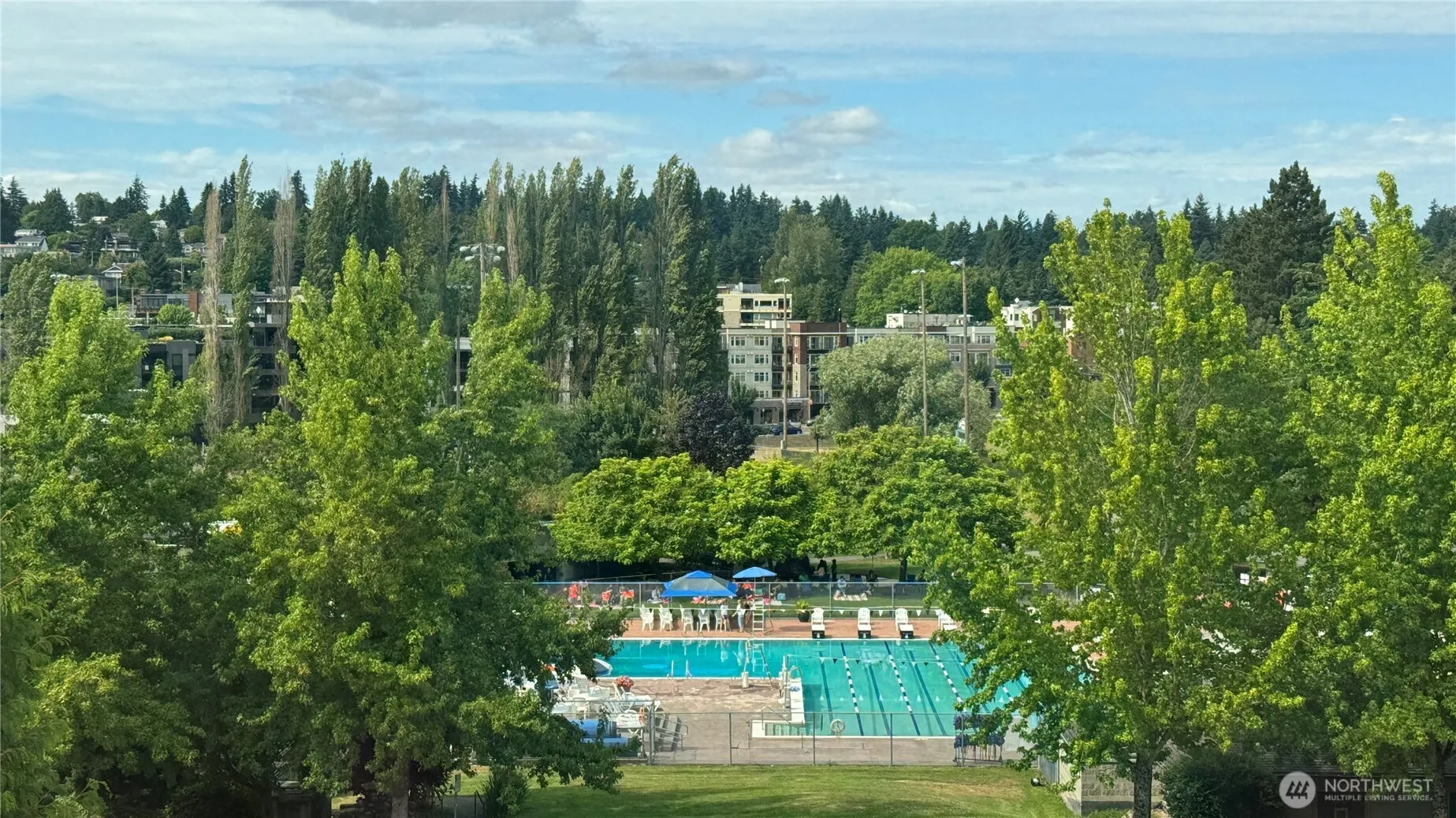 122 State Street S #305E, Kirkland, WA 98033