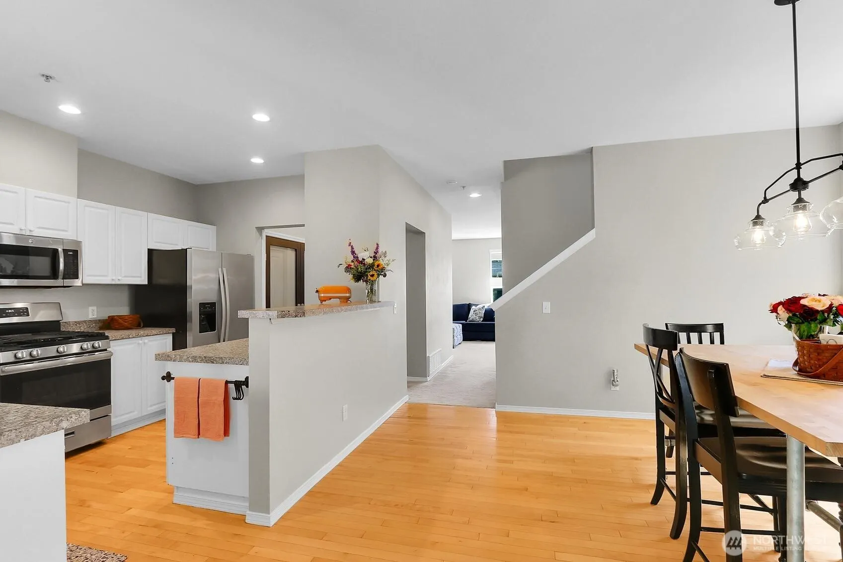 22131 39th Place S #18-1, Kent, WA 98032