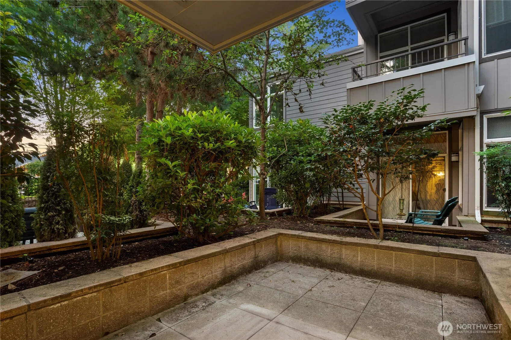 511 7th Avenue #103, Kirkland, WA 98033