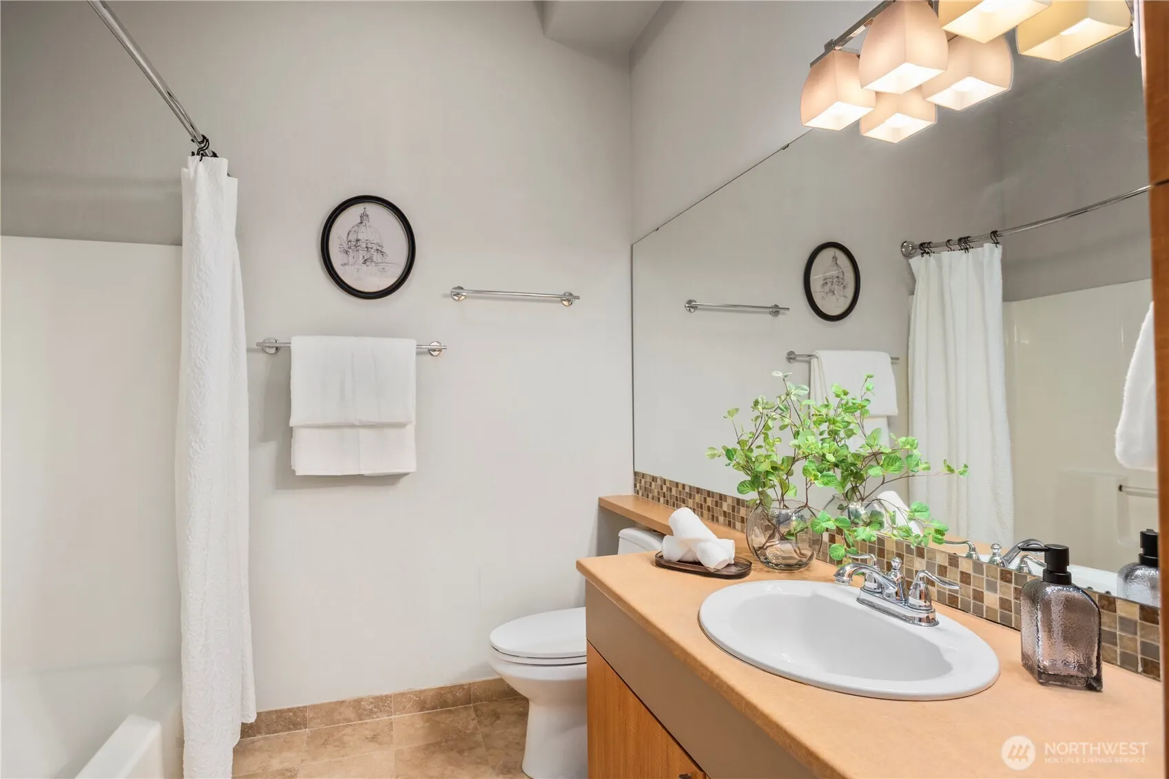 511 7th Avenue #103, Kirkland, WA 98033