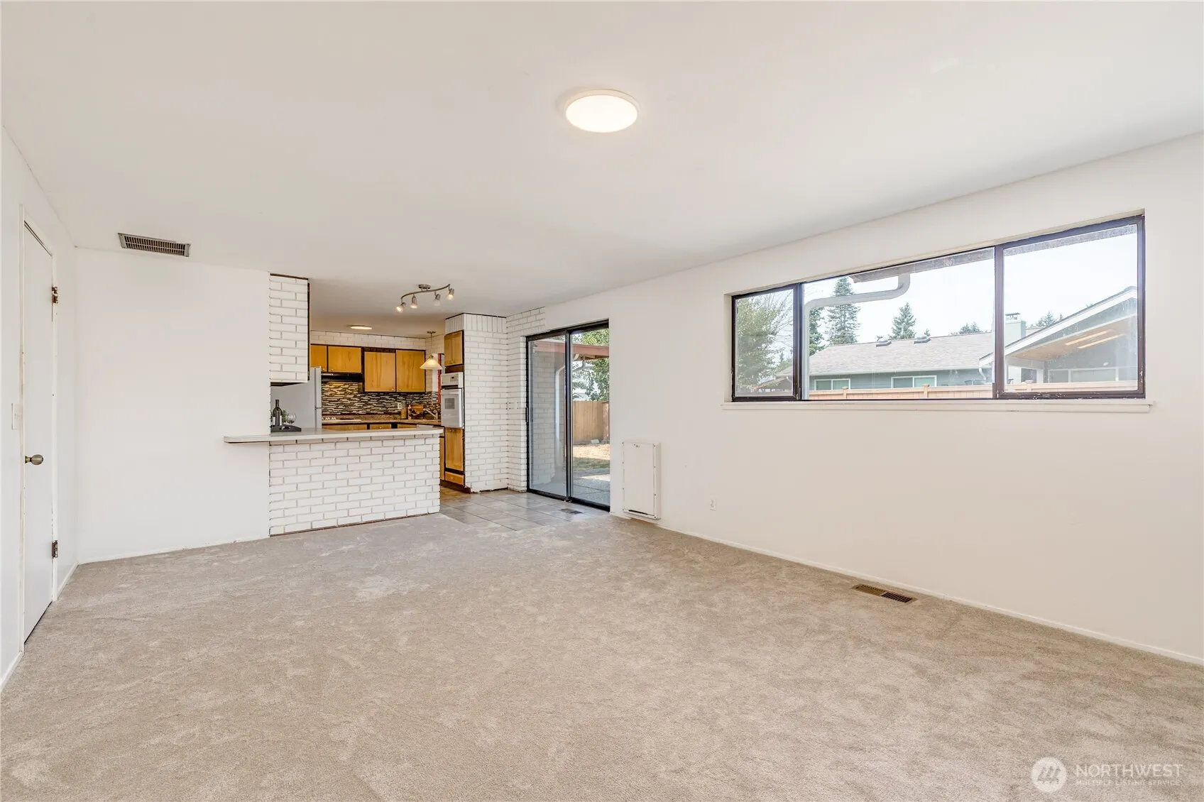 3232 S 256th Street , Kent, WA 98032