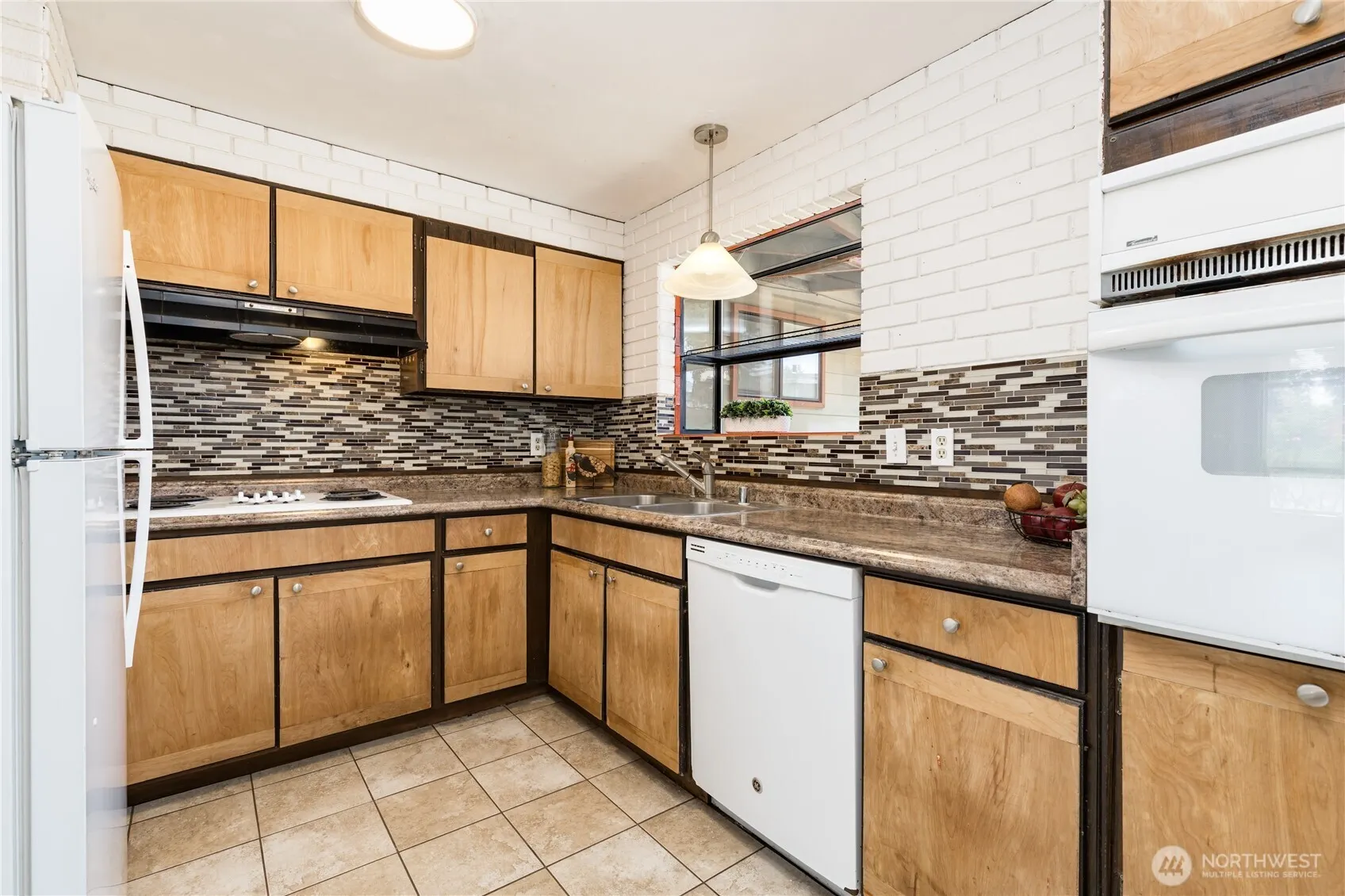 3232 S 256th Street , Kent, WA 98032