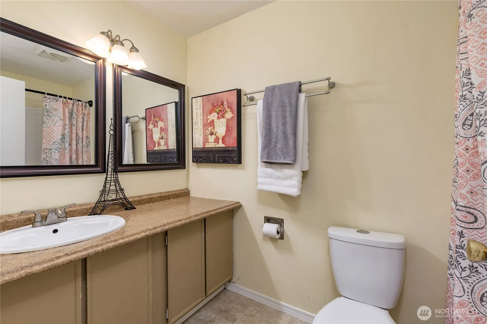 3232 S 256th Street , Kent, WA 98032