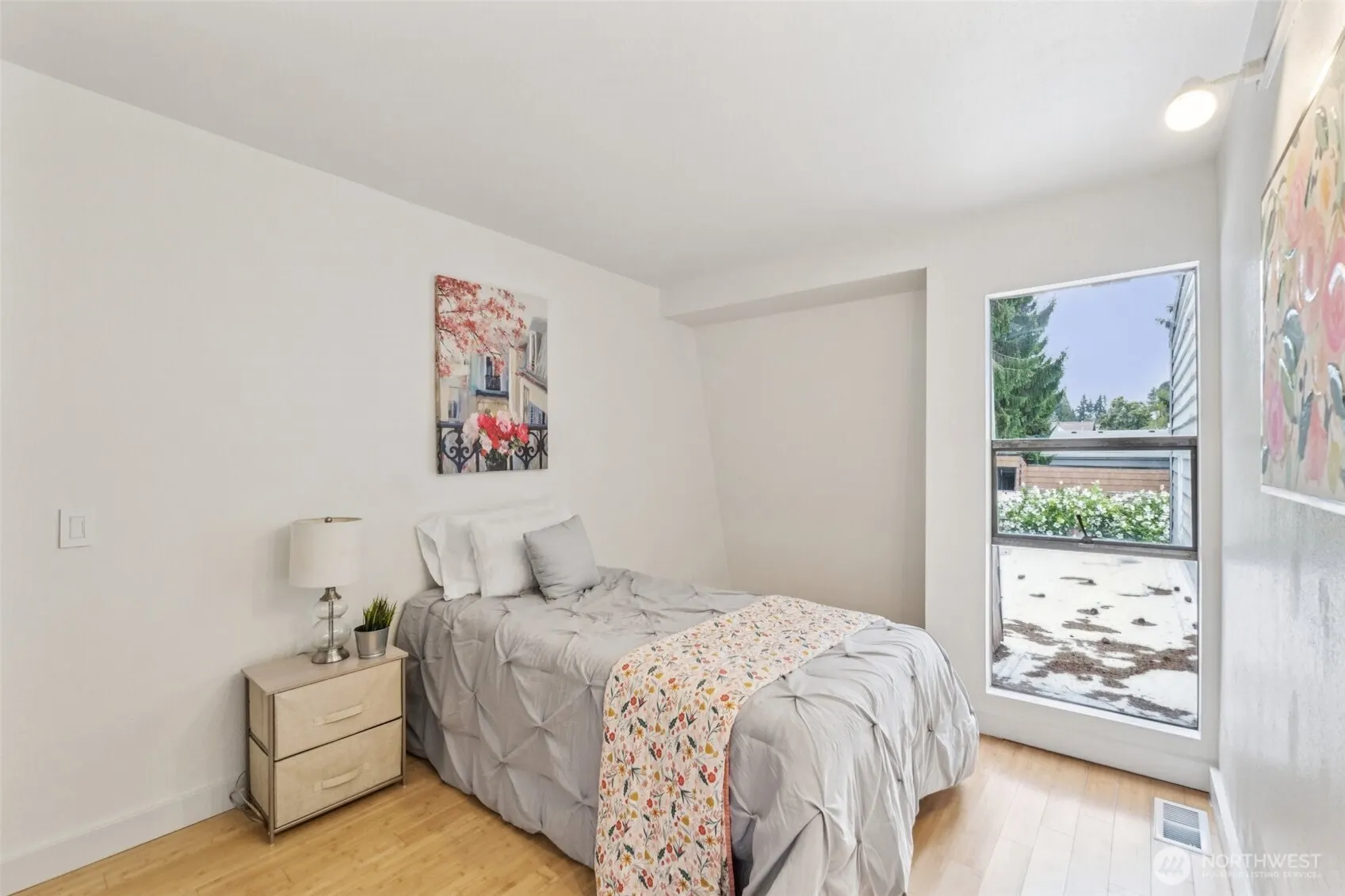 12600 SE 42nd Street #600, Bellevue, WA 98006
