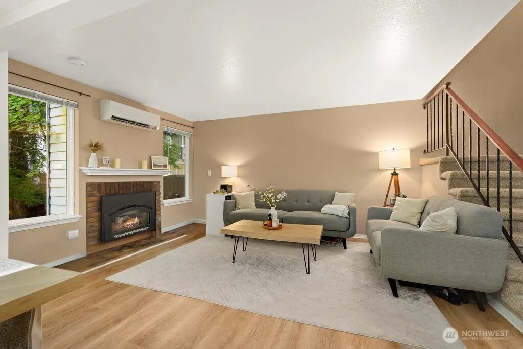 18429 20th Drive SE, Bothell, WA 98012