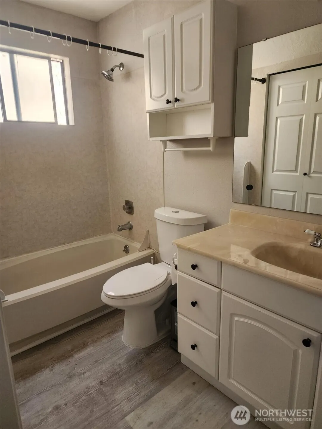 14510 124TH Avenue NE #B-141, Kirkland, WA 98034-1200