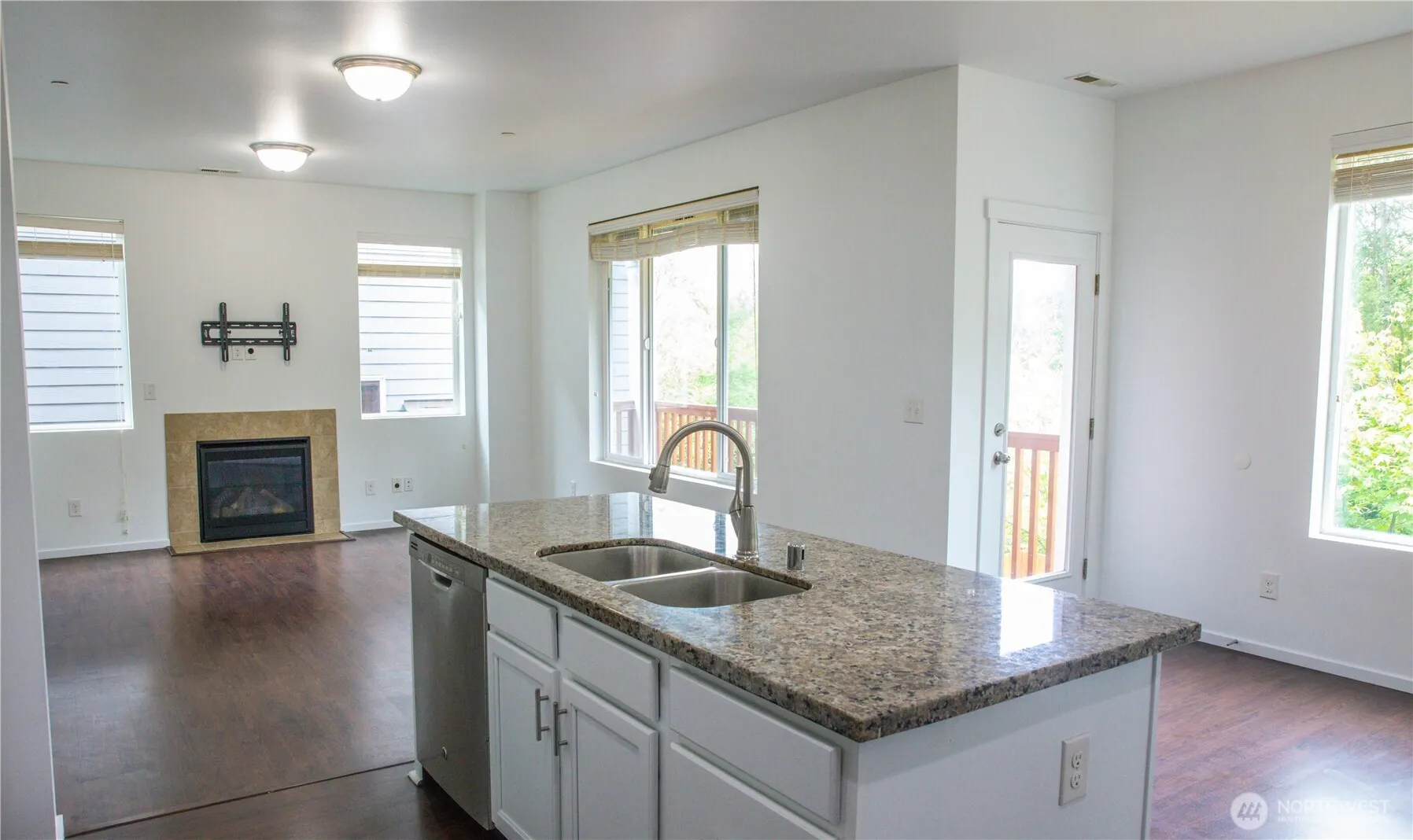 2021 148th Place SW #24, Lynnwood, WA 98087